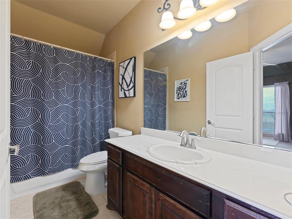 105 Kelly Drive, Waxahachie, TX 75167