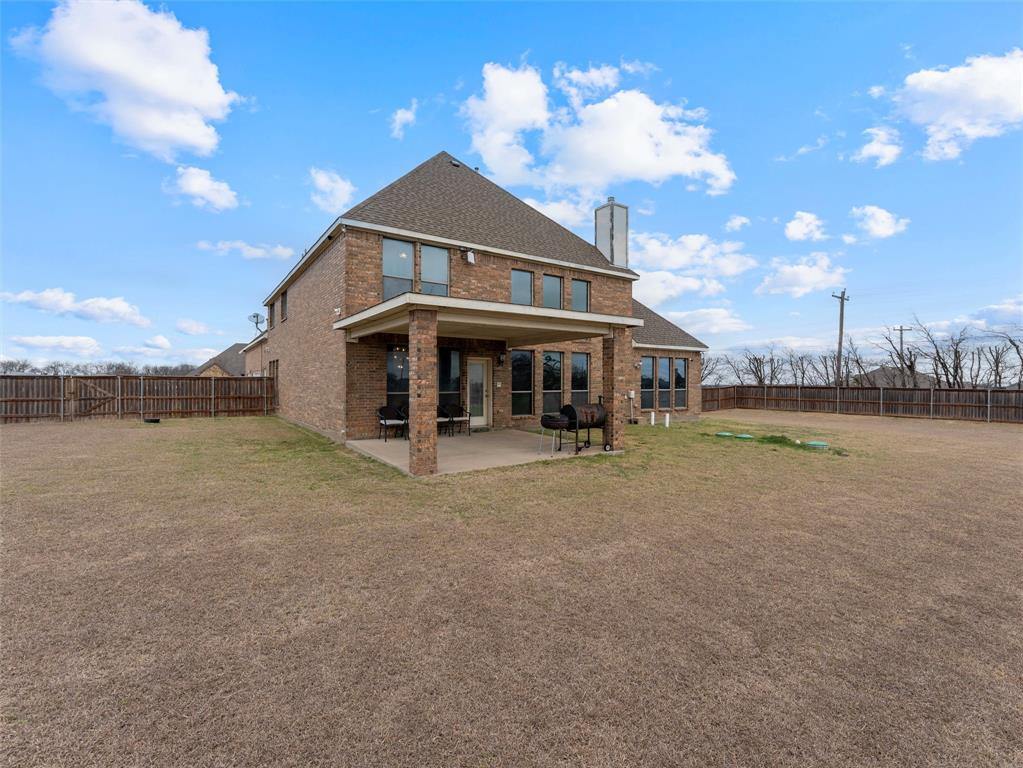 105 Kelly Drive, Waxahachie, TX 75167