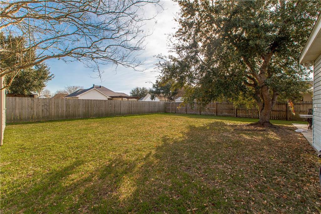 28464 Cameo Court, Ponchatoula, LA 70454