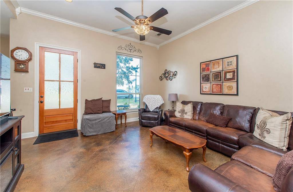 28464 Cameo Court, Ponchatoula, LA 70454