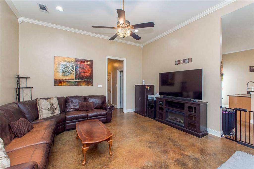28464 Cameo Court, Ponchatoula, LA 70454