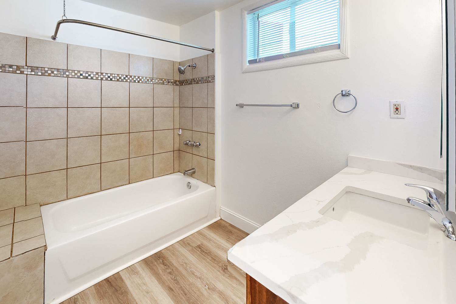 444 Teegarden Avenue, Yuba City, CA 95991