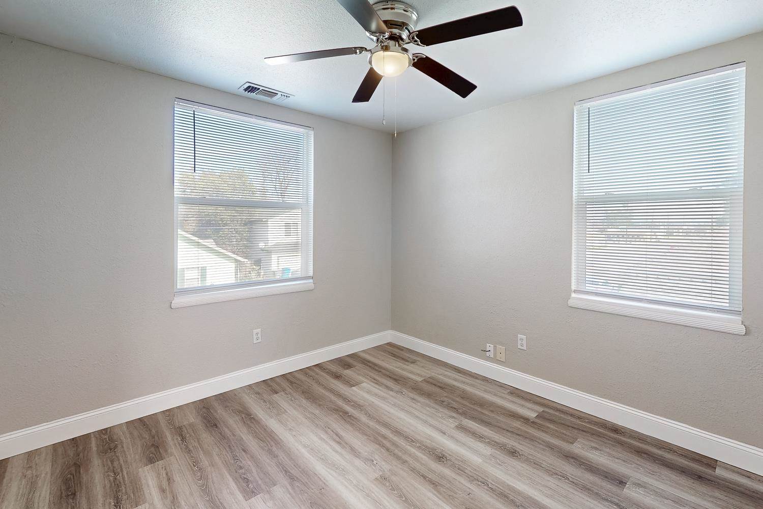 444 Teegarden Avenue, Yuba City, CA 95991