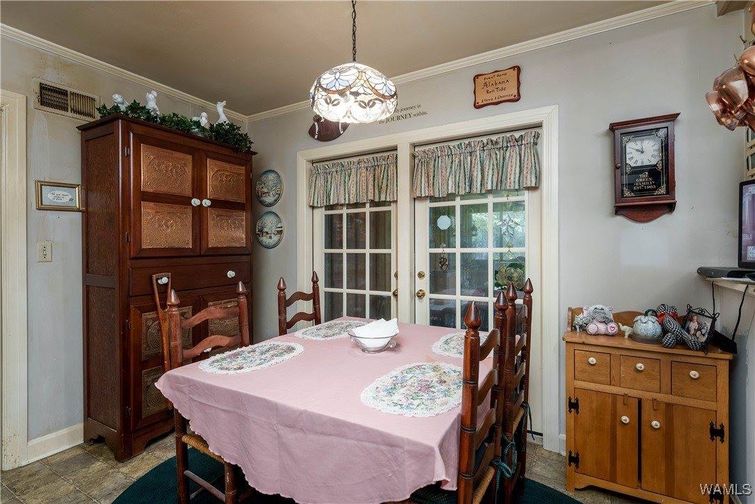 205 E Main Street, Livingston, AL 35470