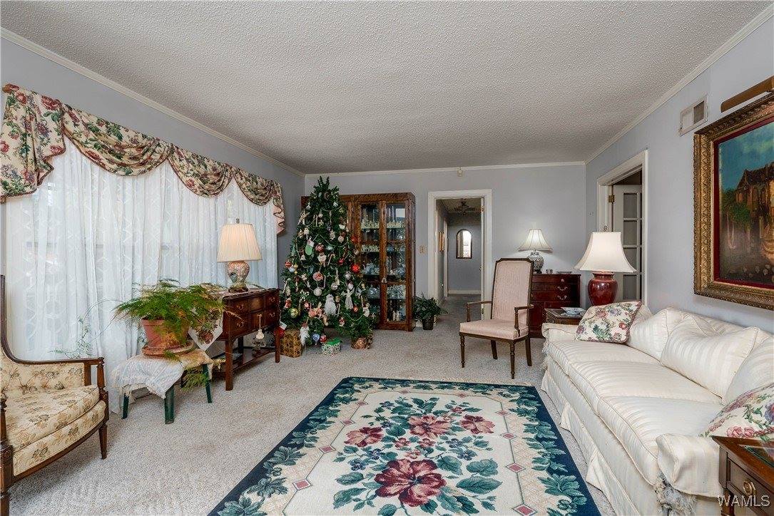 205 E Main Street, Livingston, AL 35470