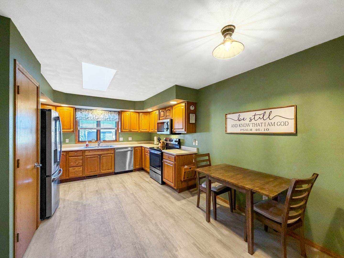 1150 South Greenfield Drive, #1150, Freeport, IL 61032