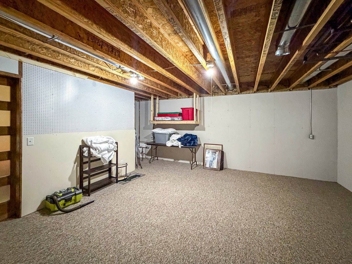 1150 South Greenfield Drive, #1150, Freeport, IL 61032