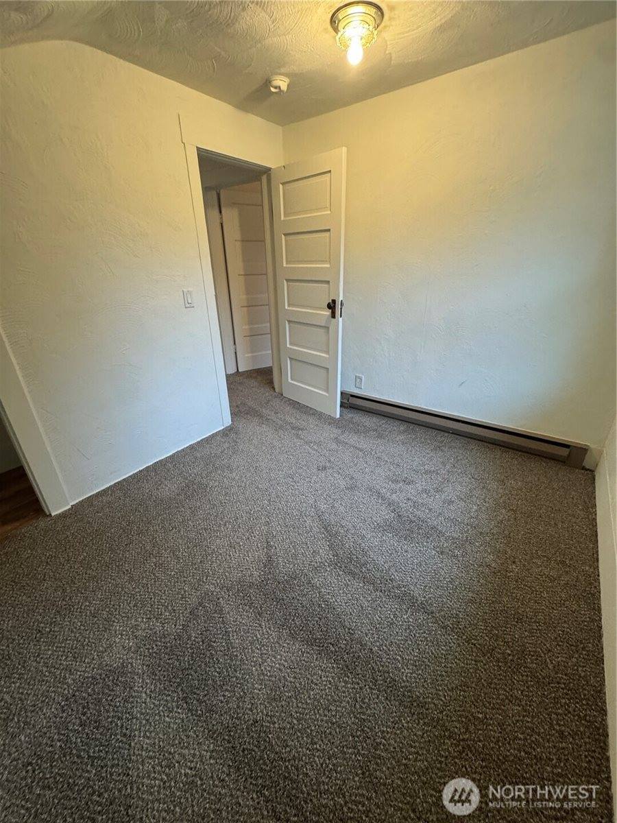 2520 Eureka Avenue, Centralia, WA 98531