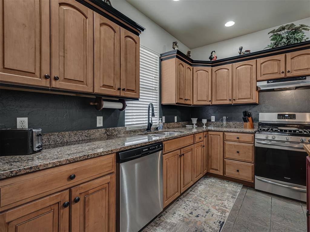 1309 North Broadway Avenue, Shawnee, OK 74801