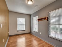 1309 North Broadway Avenue, Shawnee, OK 74801