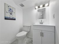 2003 Meadowlands Court, Toms River, NJ 08755