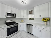 2003 Meadowlands Court, Toms River, NJ 08755