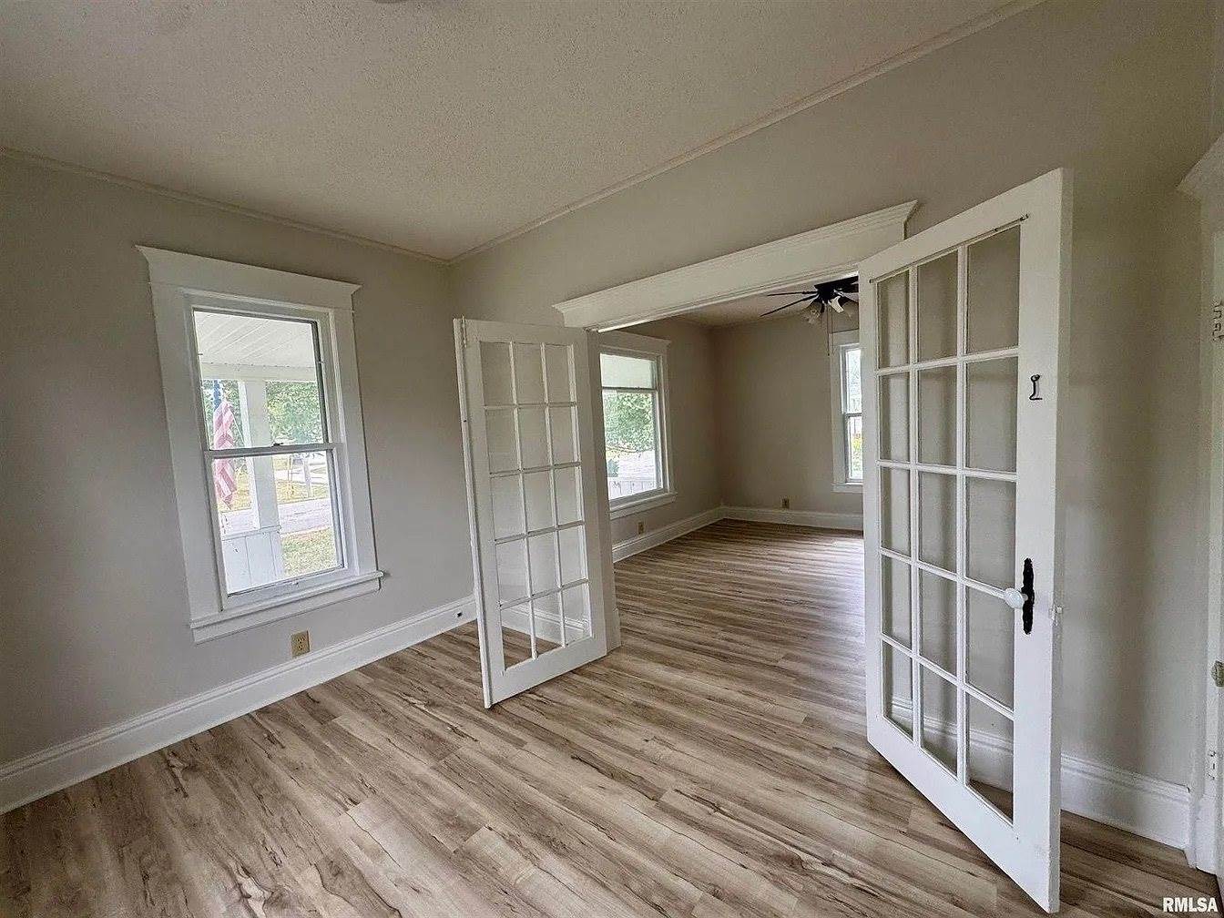 620 North D Street, Monmouth, IL 61462