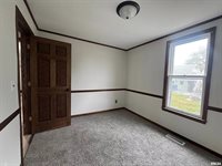 620 North D Street, Monmouth, IL 61462