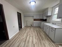 620 North D Street, Monmouth, IL 61462