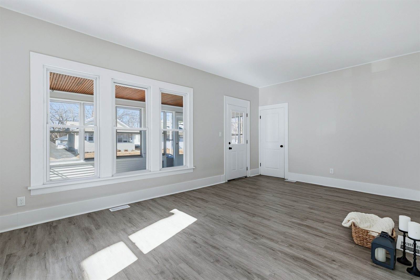 1217 35th Street, Rock Island, IL 61201