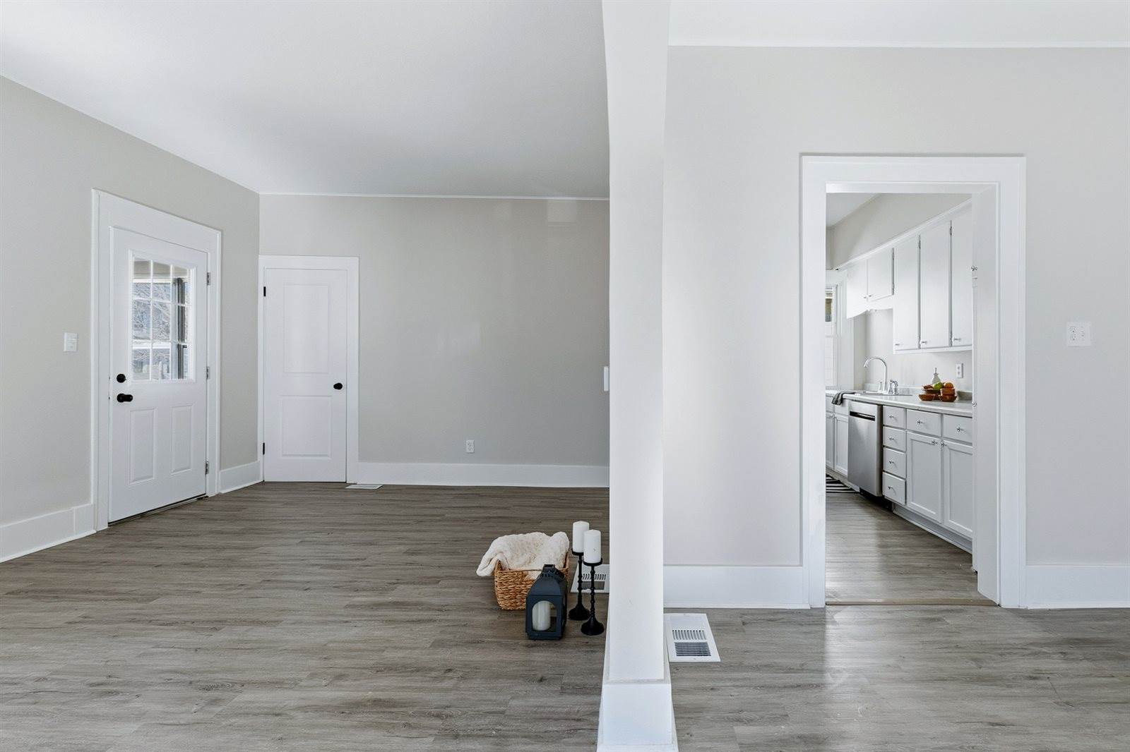 1217 35th Street, Rock Island, IL 61201