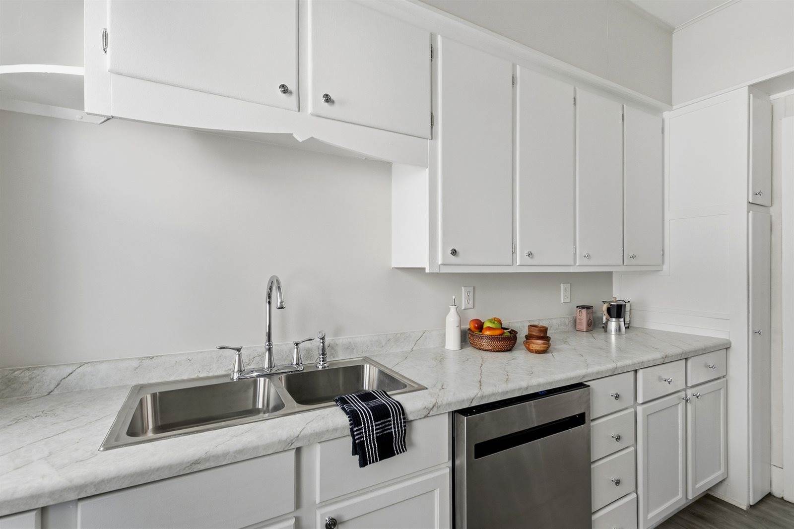 1217 35th Street, Rock Island, IL 61201