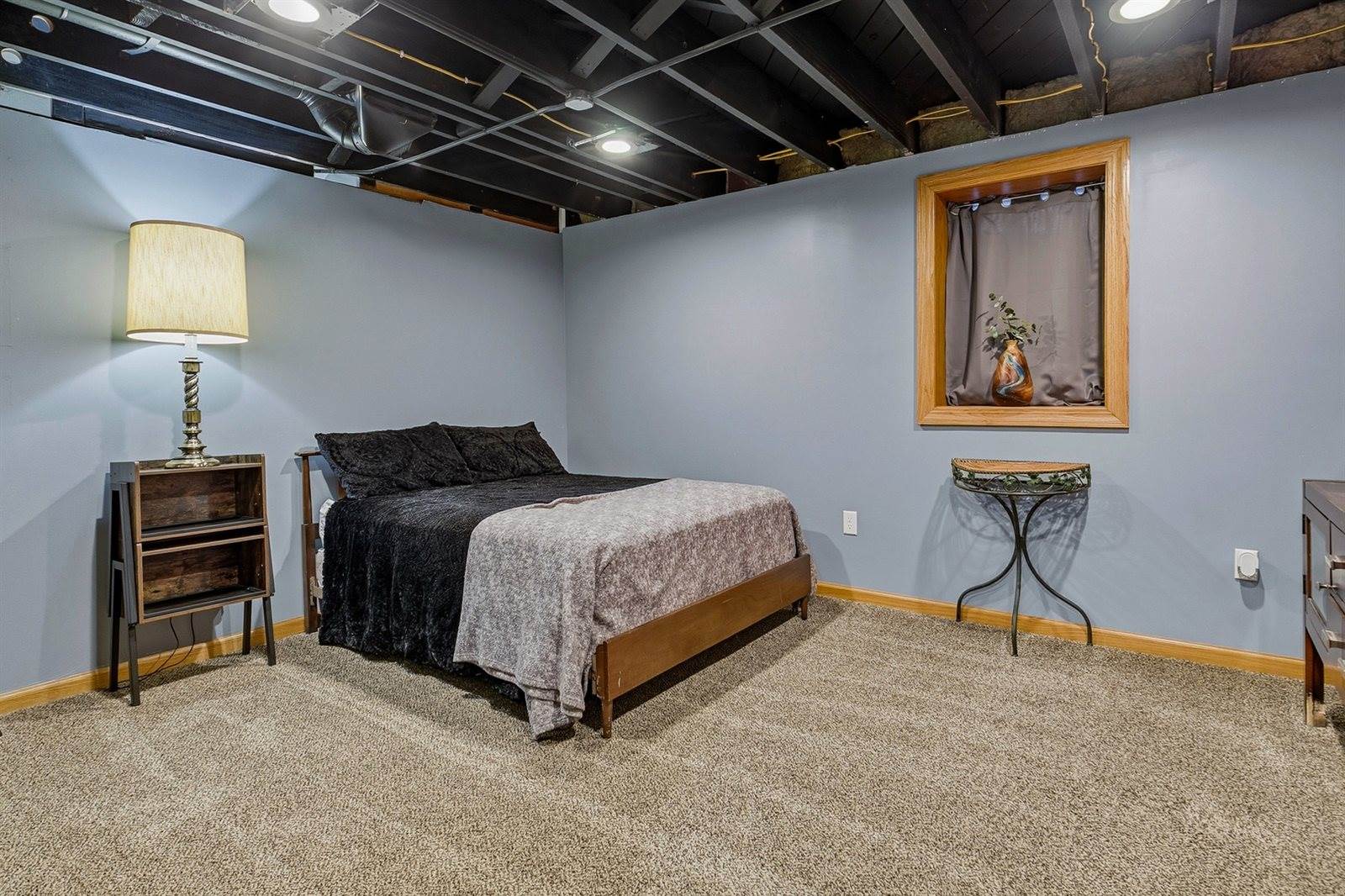 1734 North Howell Street, Davenport, IA 52804