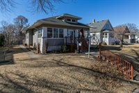 1734 North Howell Street, Davenport, IA 52804