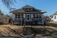 1734 North Howell Street, Davenport, IA 52804