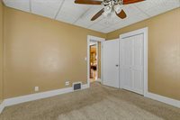 1734 North Howell Street, Davenport, IA 52804