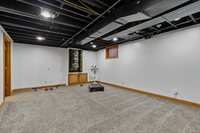 1734 North Howell Street, Davenport, IA 52804