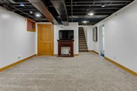 1734 North Howell Street, Davenport, IA 52804