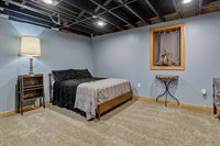 1734 North Howell Street, Davenport, IA 52804