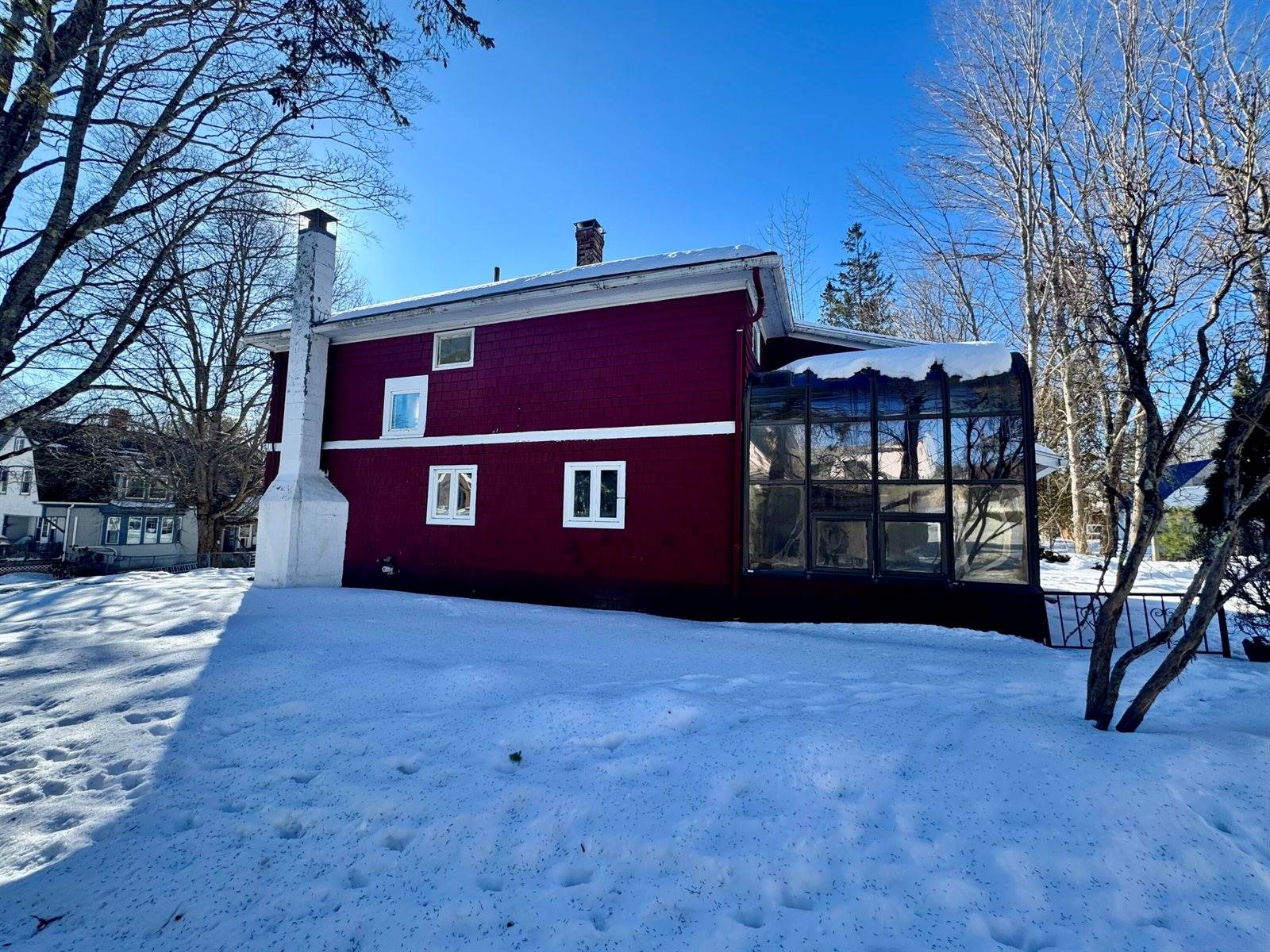 52 Mechanic Street, Bucksport, ME 04416