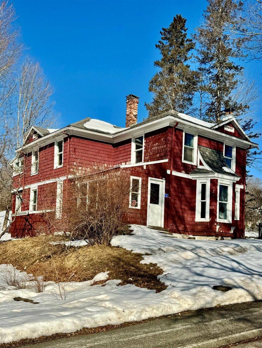 52 Mechanic Street, Bucksport, ME 04416