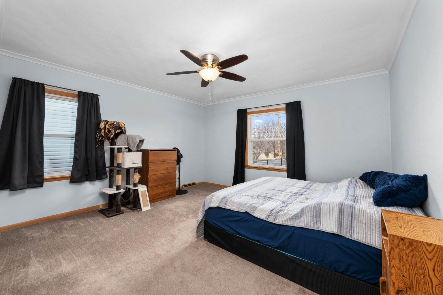 1007 West Central Park Avenue, Davenport, IA 52804