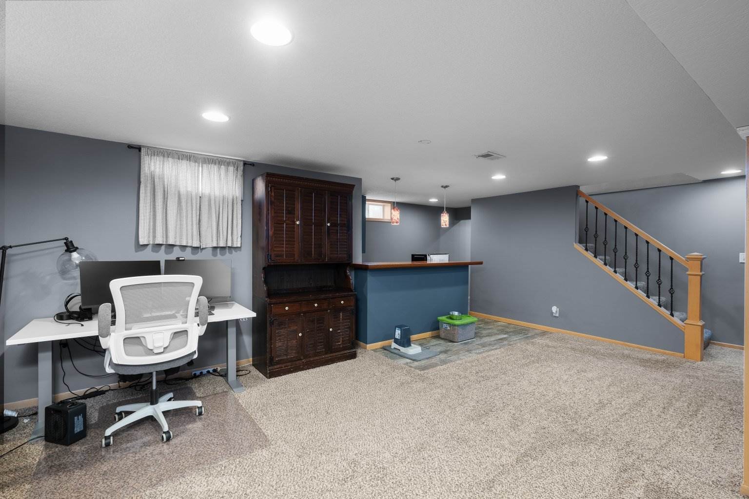 1007 West Central Park Avenue, Davenport, IA 52804