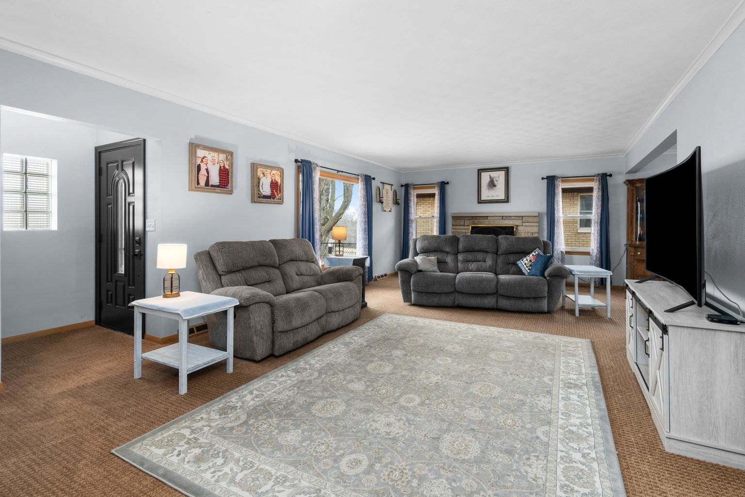 1007 West Central Park Avenue, Davenport, IA 52804