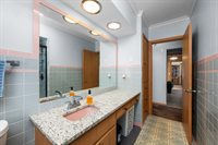 1007 West Central Park Avenue, Davenport, IA 52804