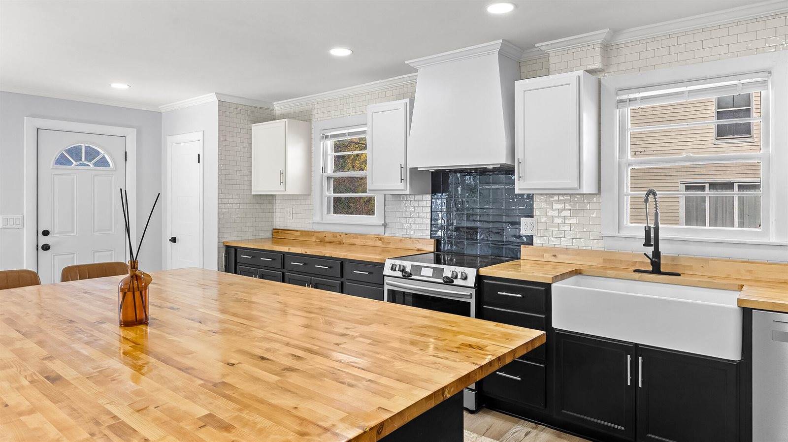 139 Palm Street, Bangor, ME 04401