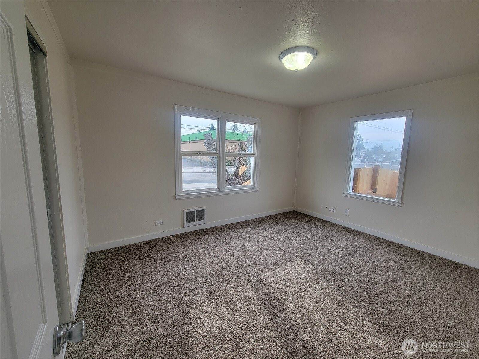 131 South 64th Street, Tacoma, WA 98408