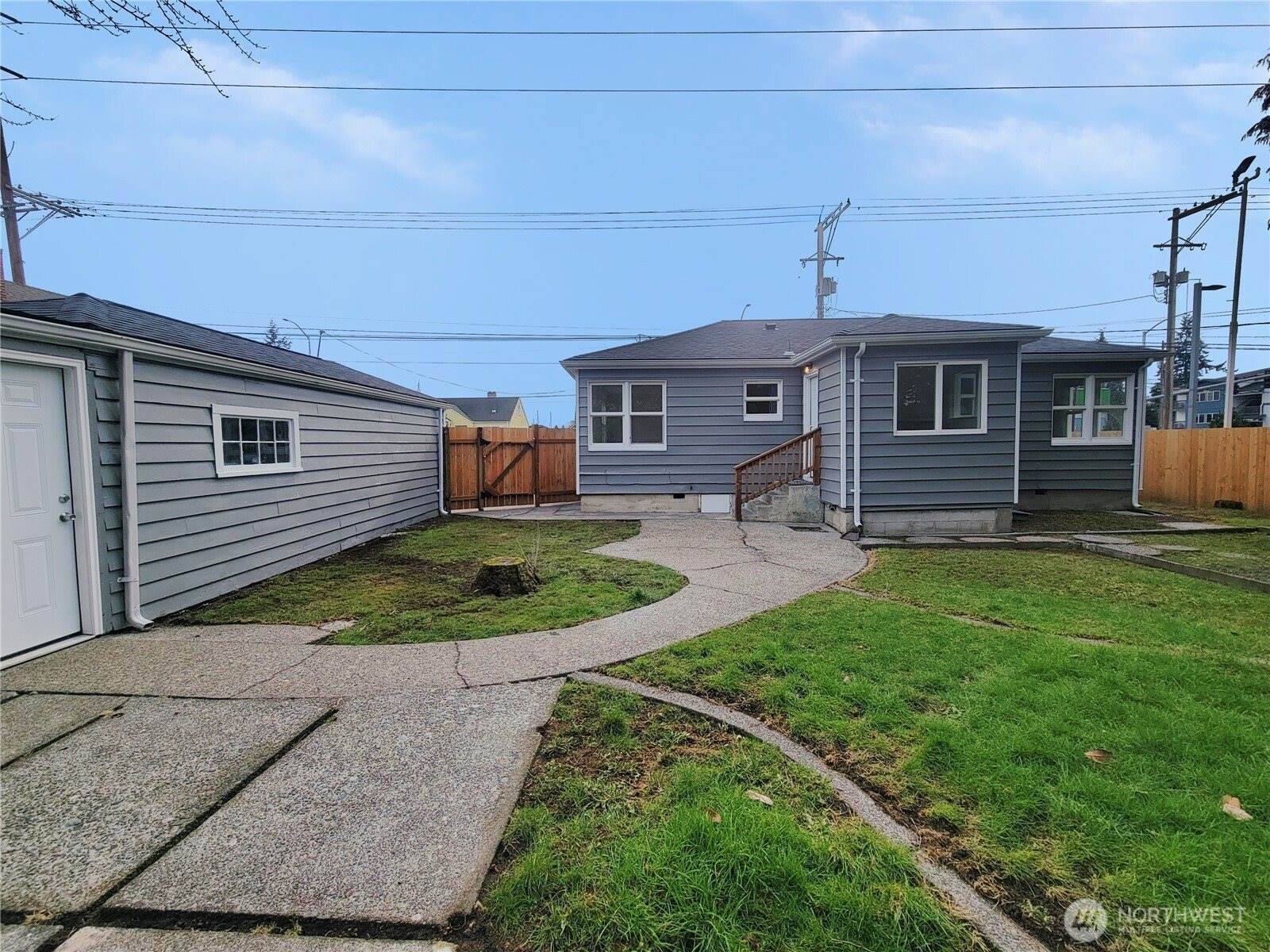 131 South 64th Street, Tacoma, WA 98408