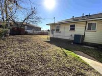 2821 NW 23rd St, Lawton, OK 73505