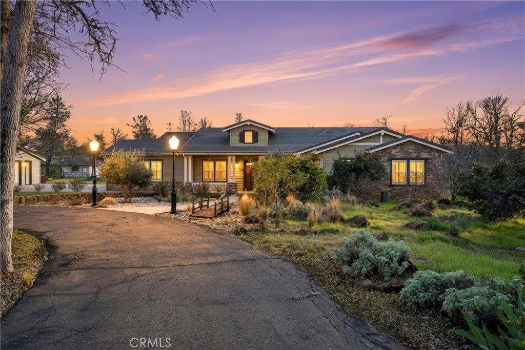 21145 Yankee Valley Road, Hidden Valley Lake, CA 95467