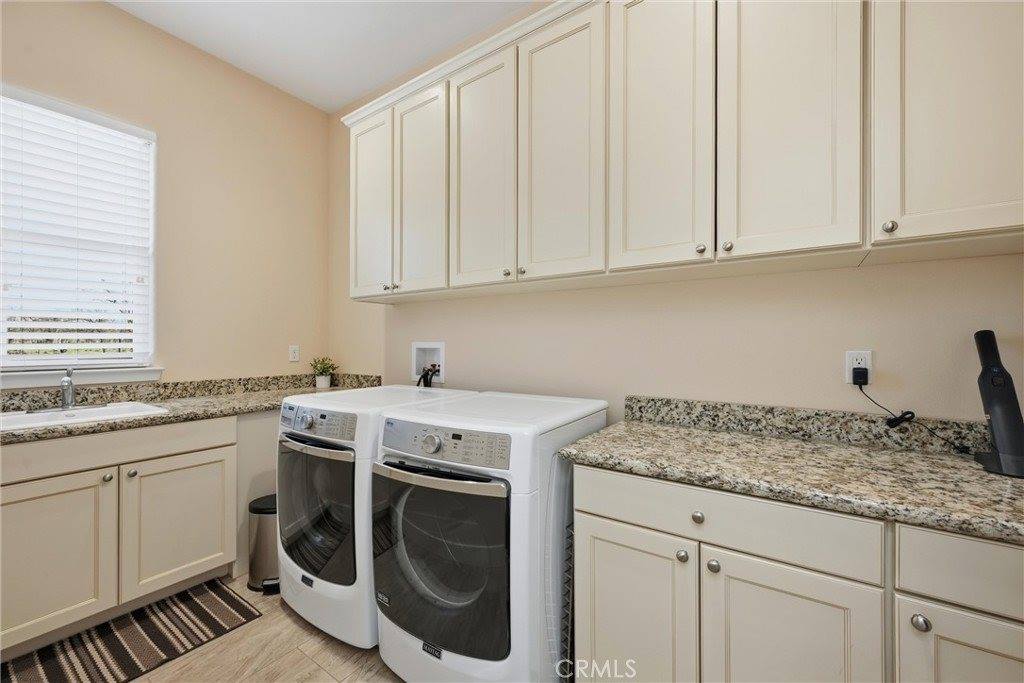 21145 Yankee Valley Road, Hidden Valley Lake, CA 95467