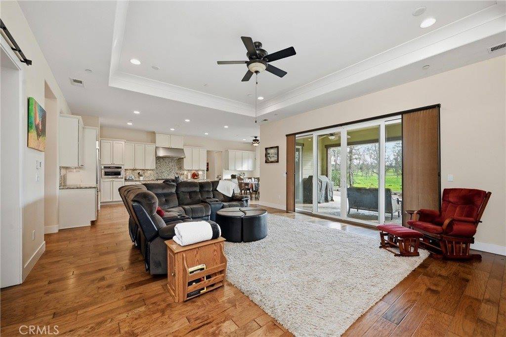 21145 Yankee Valley Road, Hidden Valley Lake, CA 95467