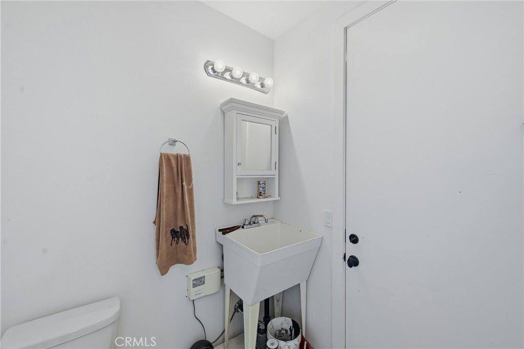 21145 Yankee Valley Road, Hidden Valley Lake, CA 95467