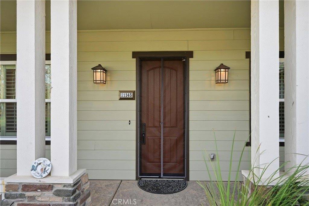 21145 Yankee Valley Road, Hidden Valley Lake, CA 95467