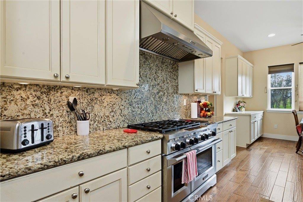 21145 Yankee Valley Road, Hidden Valley Lake, CA 95467