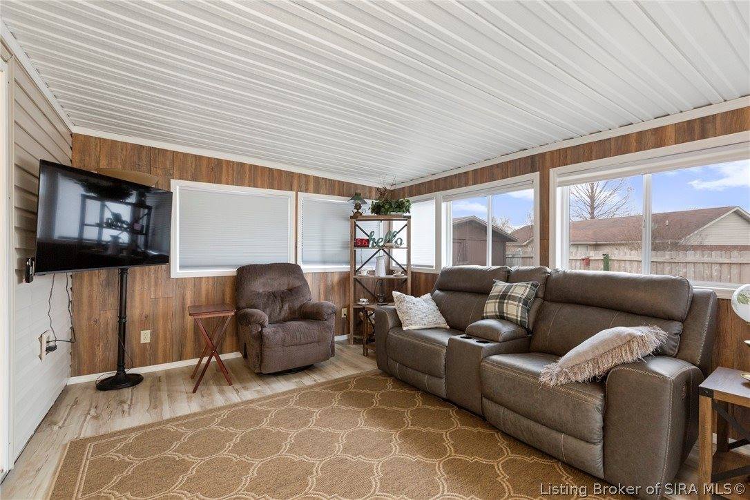3616 Alyn Court, Jeffersonville, IN 47130