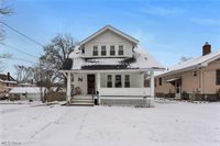 869 West Spruce Avenue, Ravenna, OH 44266