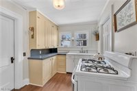 869 West Spruce Avenue, Ravenna, OH 44266