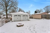 869 West Spruce Avenue, Ravenna, OH 44266
