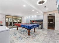 208 Trailwood Ln, Wake Village, TX 75501